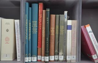 Ouvrages disponibles en salle de lecture. © Archives départementales du Bas-Rhin.