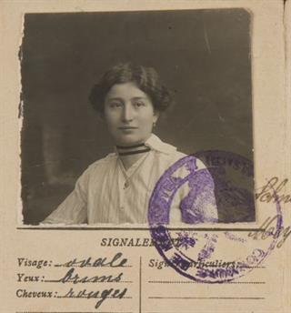 Photo d’identité extraite d'une carte d'identité de modèle A délivrée par la commune de Keskastel, 1919. ADBR, 286 D 175 © Archives départementales du Bas-Rhin